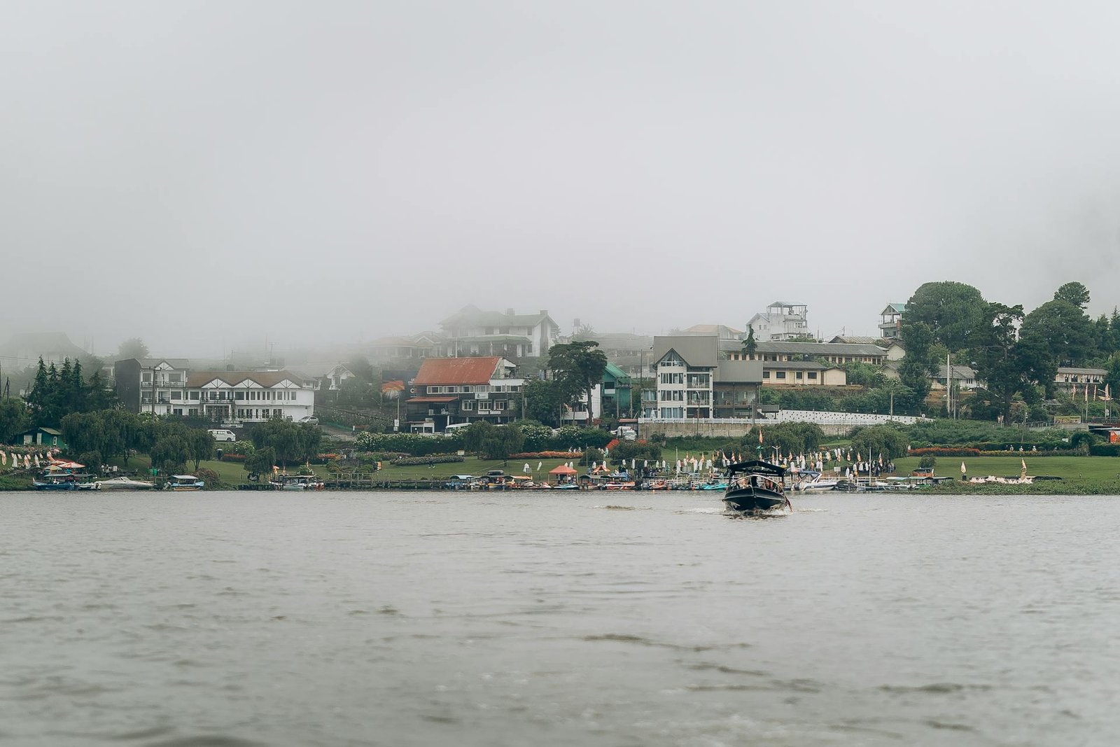 Gregory Lake Nuwara Eliya