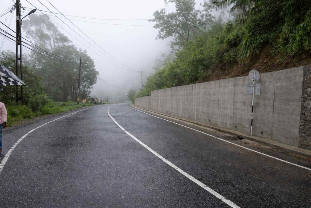 Colombo Badulla road fixed landslide